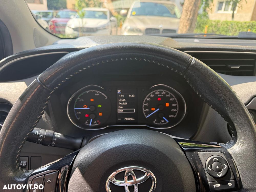 Toyota Yaris 1.5 VVT-i HSD Luna - 6