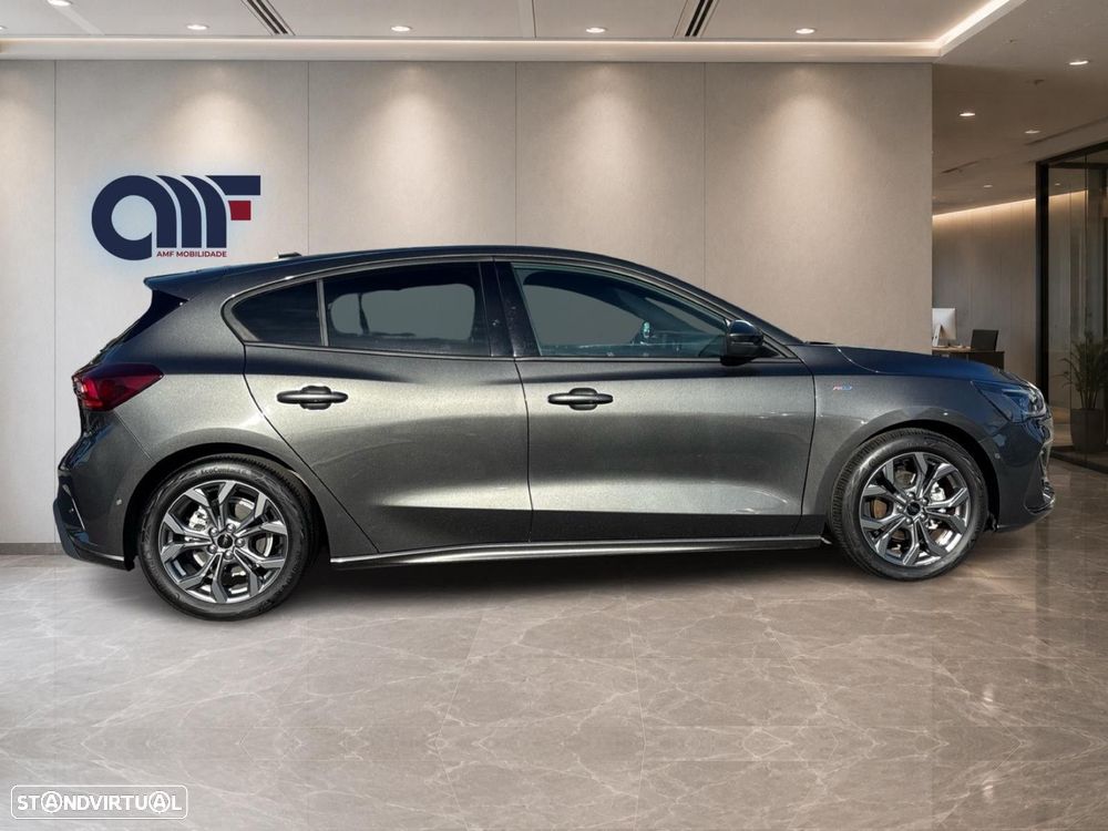 Ford Focus 1.0 EcoBoost MHEV ST-Line X - 7