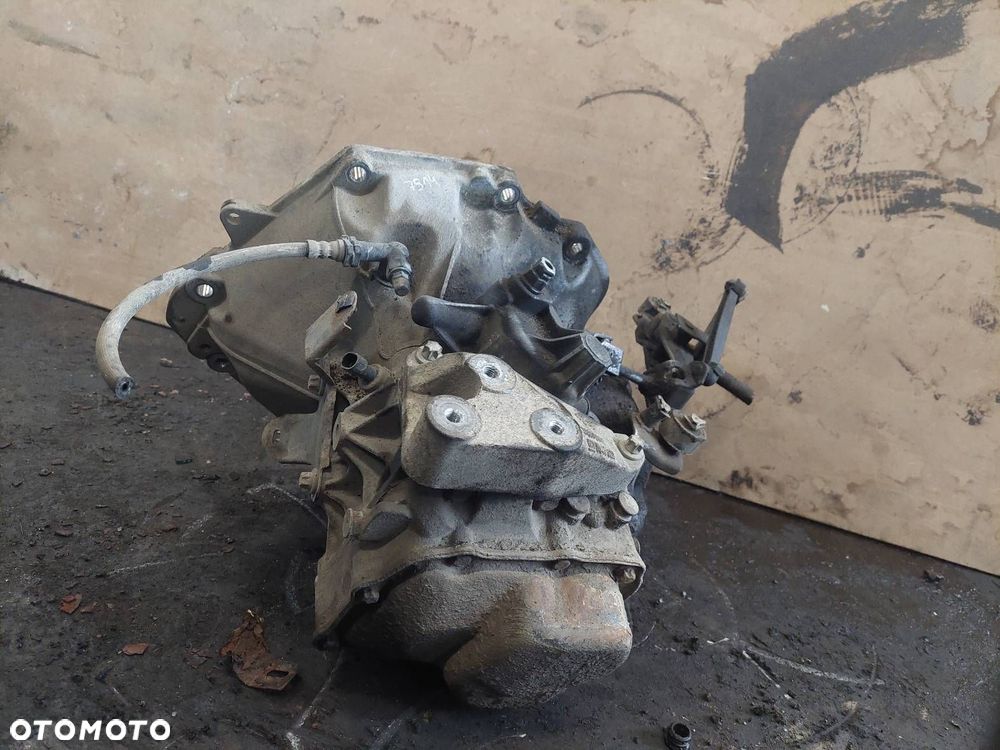 SKRZYNIA BIEGÓW OPEL ASTRA H 1.7 CDTI F17W374 - 3