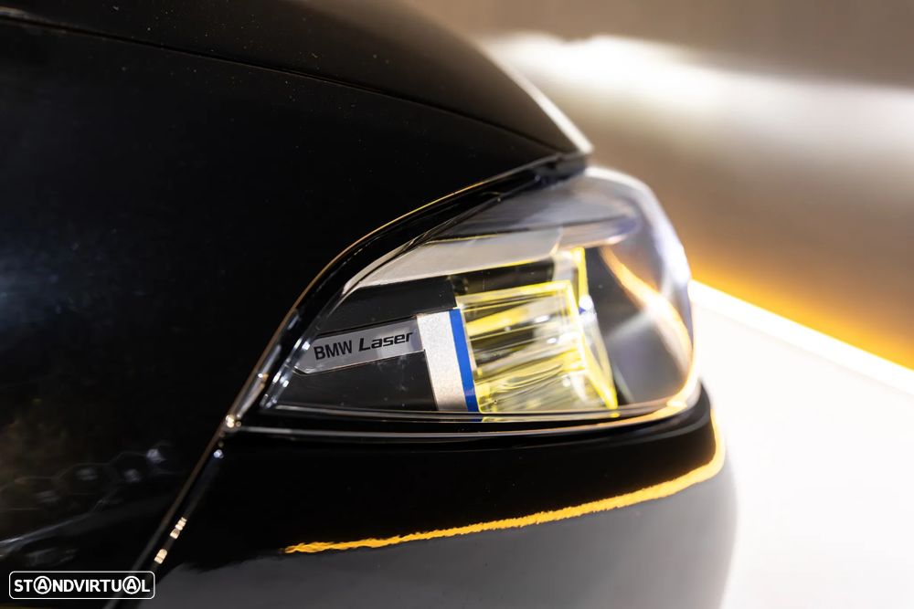 BMW M850i - 12