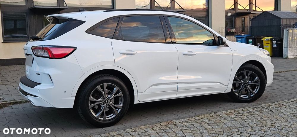 Ford Kuga 2.0 EcoBlue mHEV FWD ST-Line X - 24