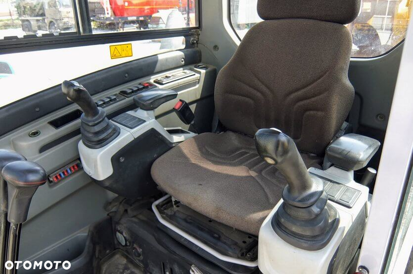 Wacker Neuson 50Z3 - 8