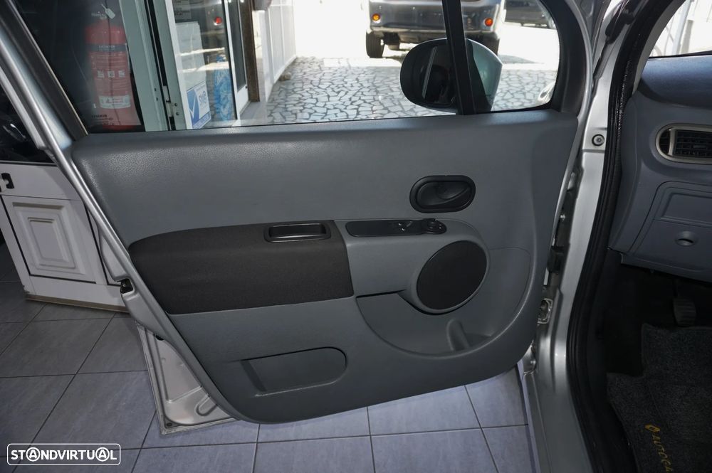 Renault Modus 1.2 Confort Clim - 17