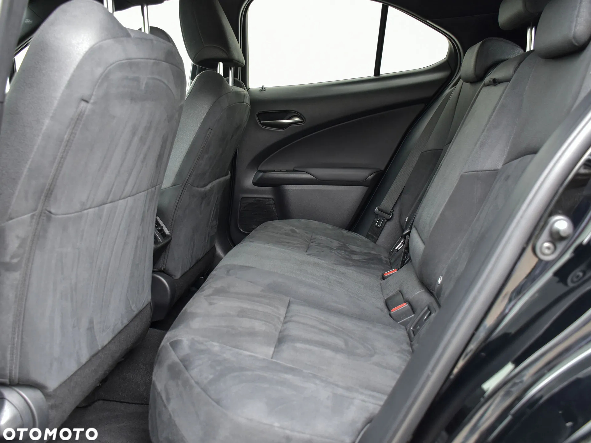 Lexus UX 200 GPF Business 2WD - 16