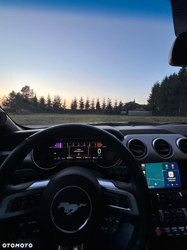 Ford Mustang 5.0 V8 GT - 11