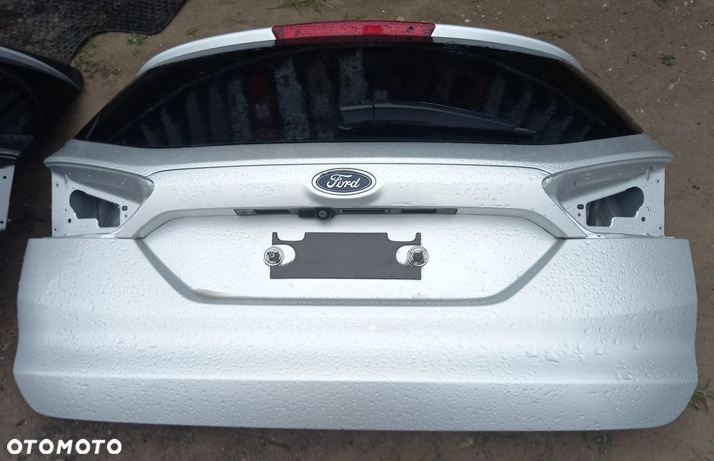 Klapa Bagażnika Szara ND / Srebrna Z Kamerą Cofania Ford Mondeo MK5 Kombi - 2