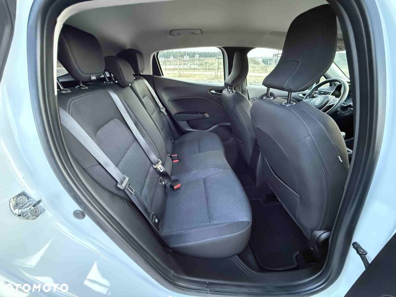 Renault Clio - 15