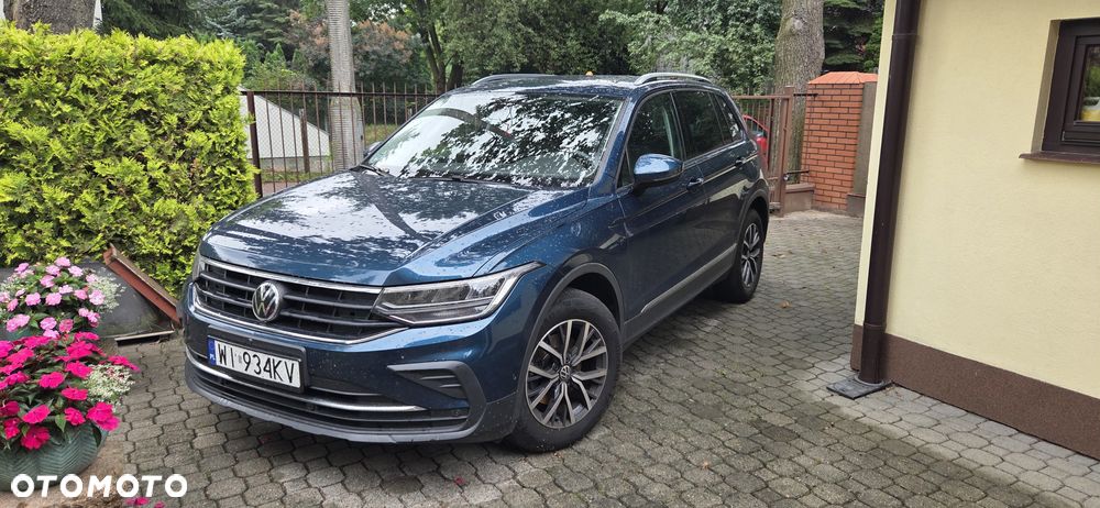 Volkswagen Tiguan - 2