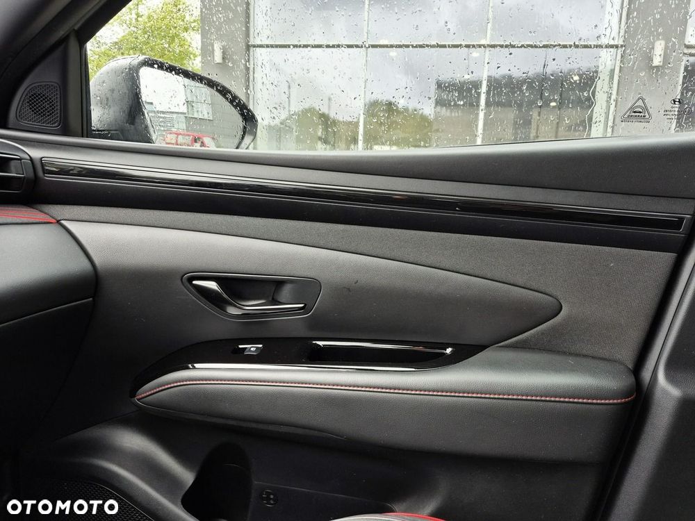 Hyundai Tucson 1.6 T-GDi HEV Modern 2WD - 40