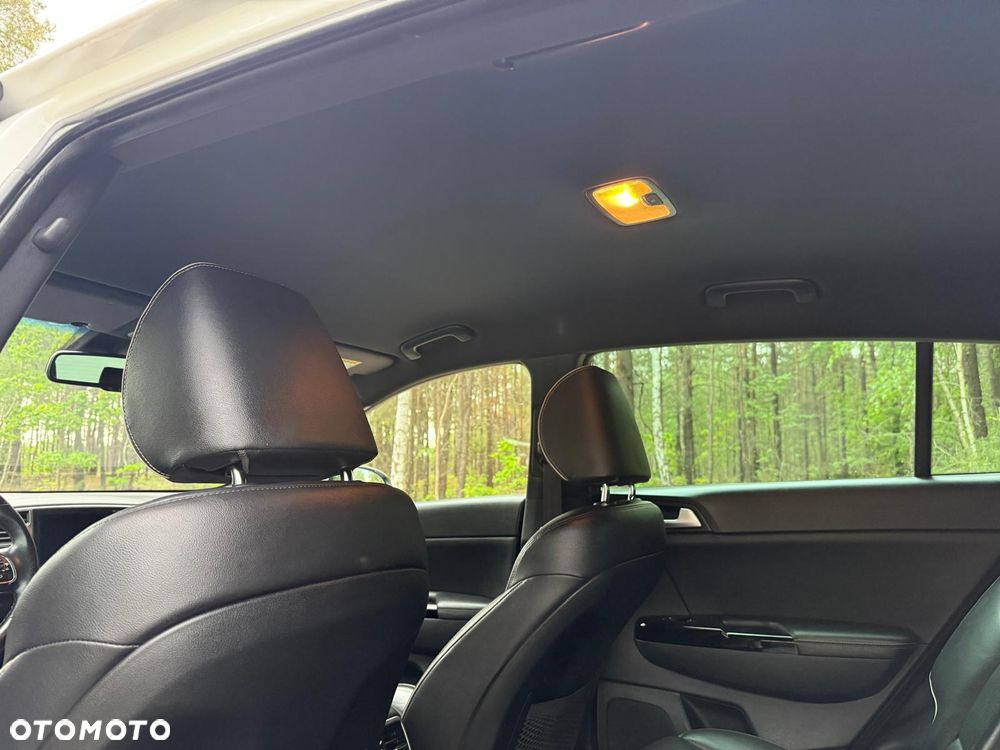 Kia Sportage 1.6 T-GDI AWD GT Line - 10