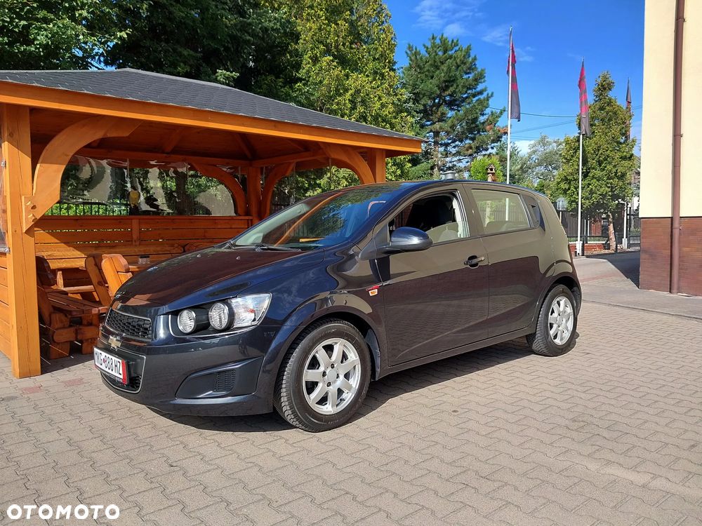 Chevrolet Aveo 1.4 LTZ - 40