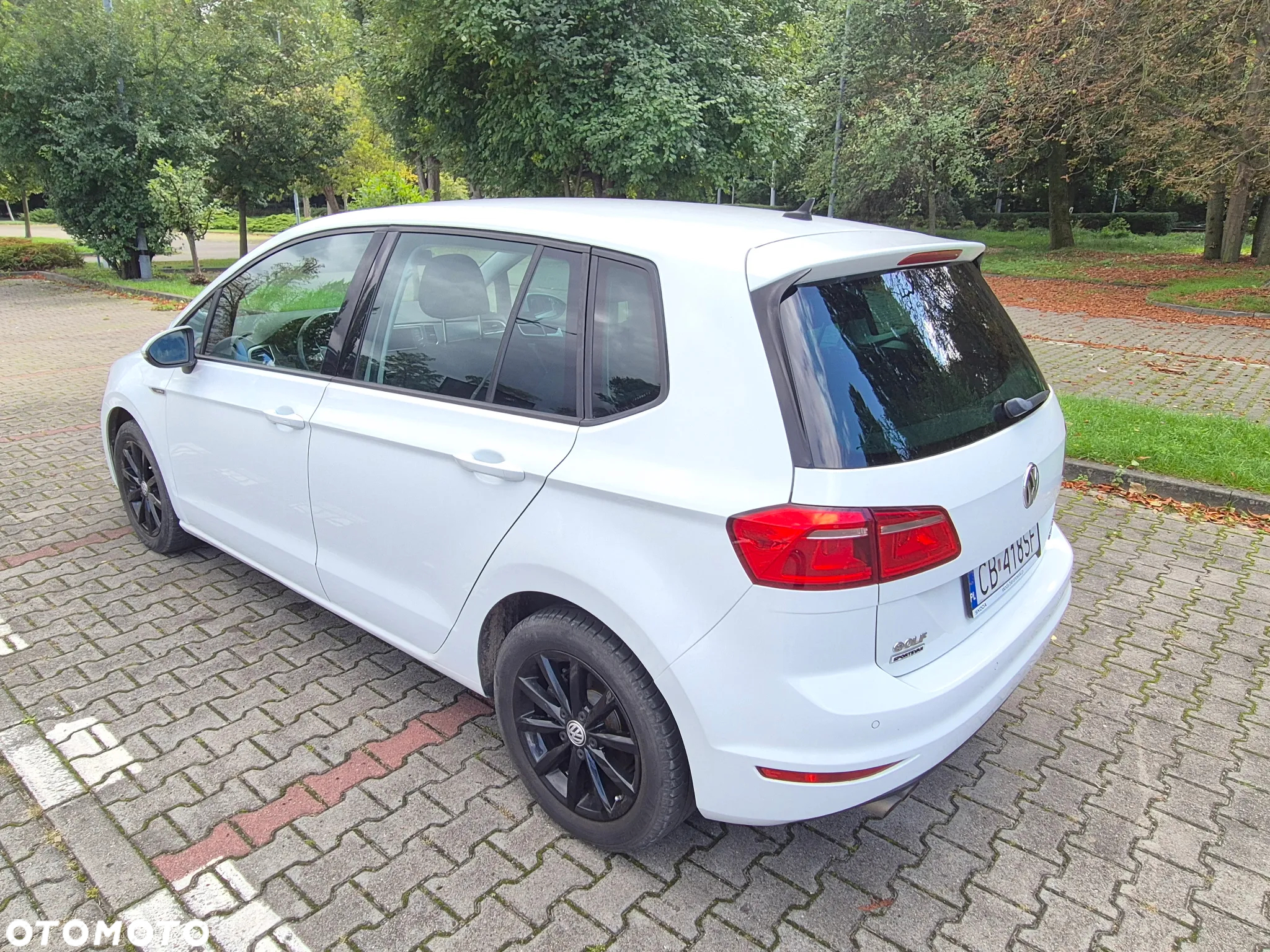 Volkswagen Golf Sportsvan 1.4 TSI (BlueMotion Technology) DSG Comfortline - 4