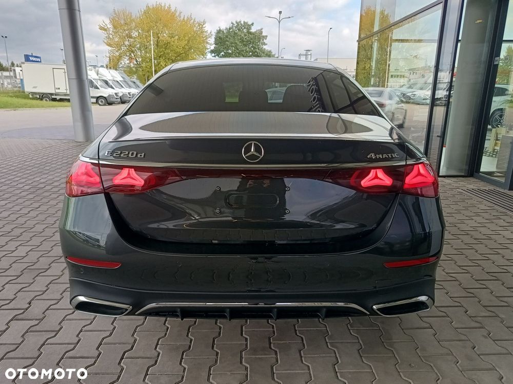 Mercedes-Benz Klasa E - 7