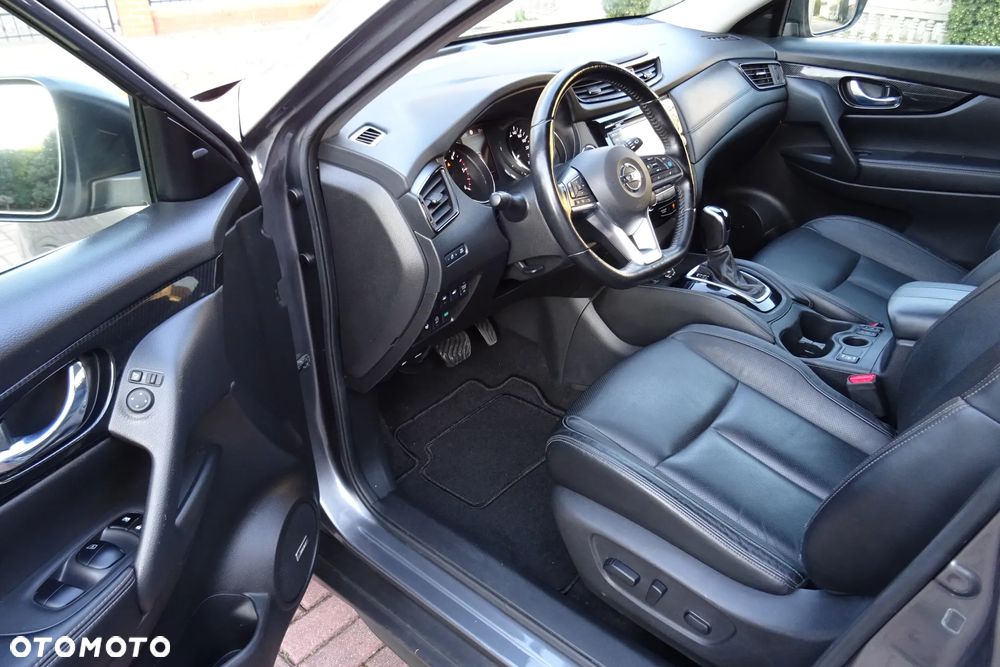 Nissan X-Trail 1.7 dCi Tekna 2WD Xtronic - 8