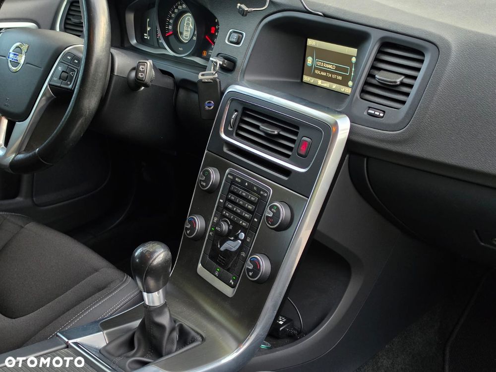 Volvo V60 T3 Edition - 20