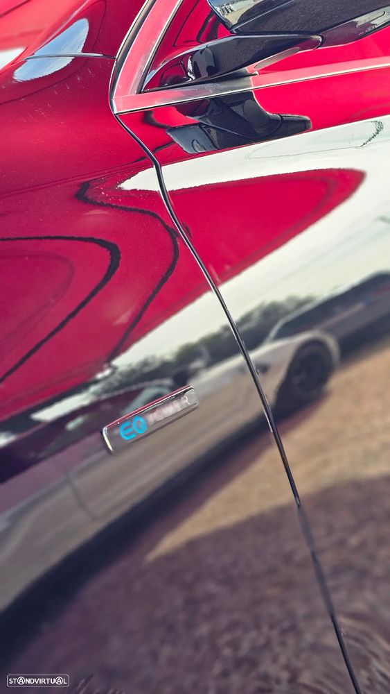 Mercedes-Benz E 300 de 4Matic 9G-TRONIC AMG Line - 26