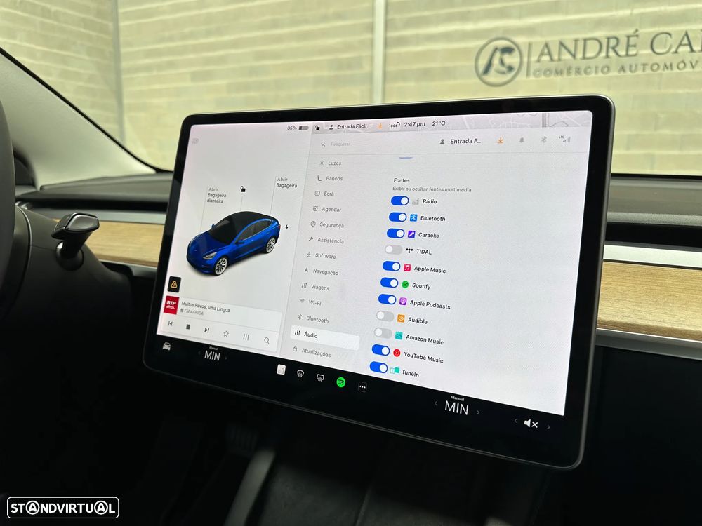 Tesla Model 3 Long-Range Dual Motor AWD - 38