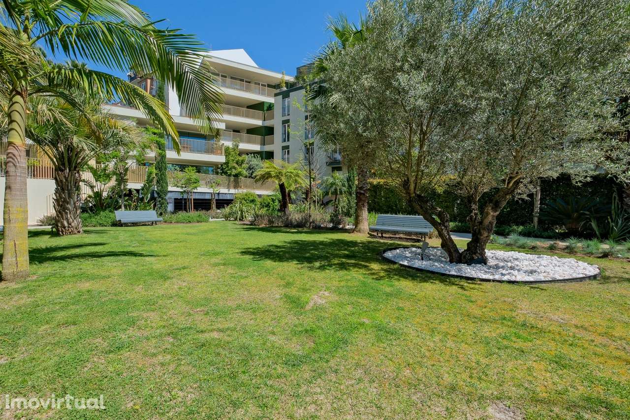 Apartamento T3 em condomínio privado, com terraços e garagem, no Prínc - Grande imagem: 2/56