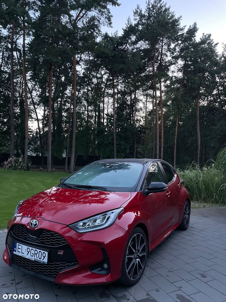 Toyota Yaris Hybrid 1.5 GR Sport - 3