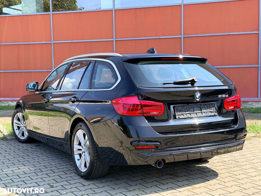 BMW Seria 3 318d Aut. Sport Line - 23