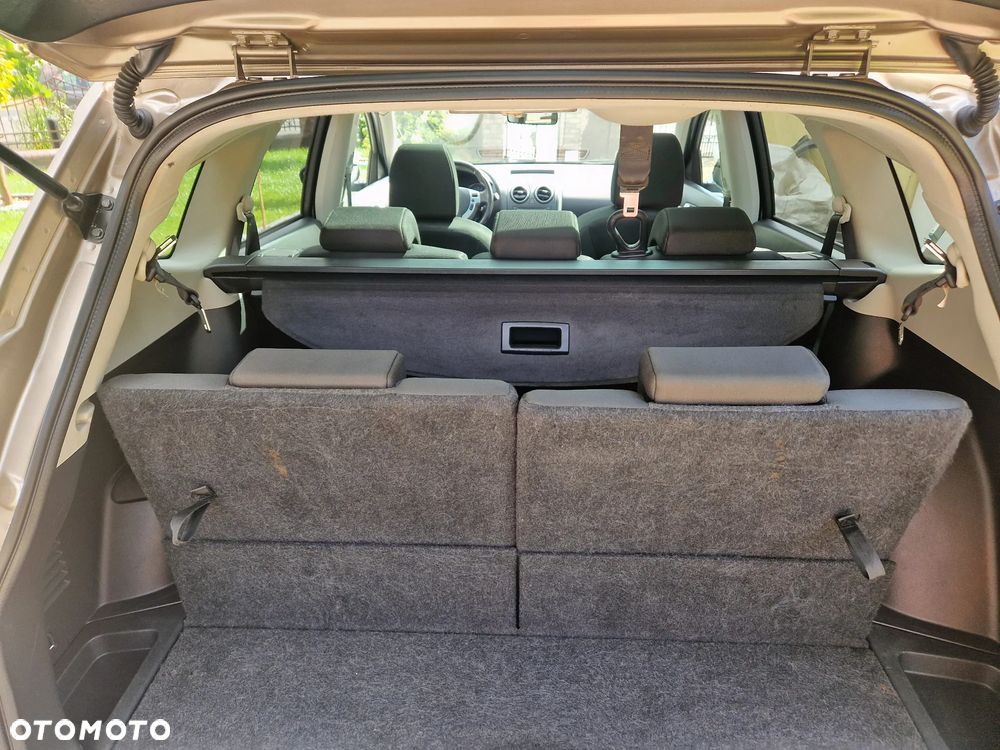 Nissan Qashqai+2 2.0 dCi 4x4 Tekna - 8