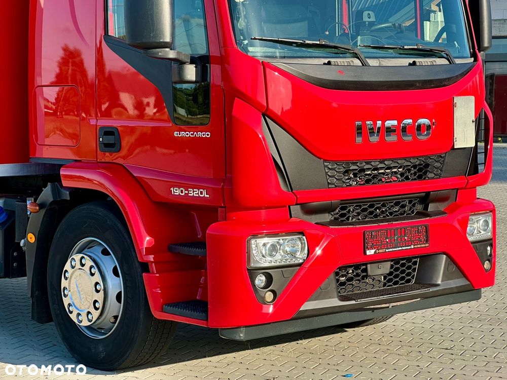 Iveco EUROCARGO 180-320 / CHŁODNIA / WINDA / 21 PALET / 8.5 M DŁUGOŚCI / CARRIER / SYPIALKA / EURO 6 - 16