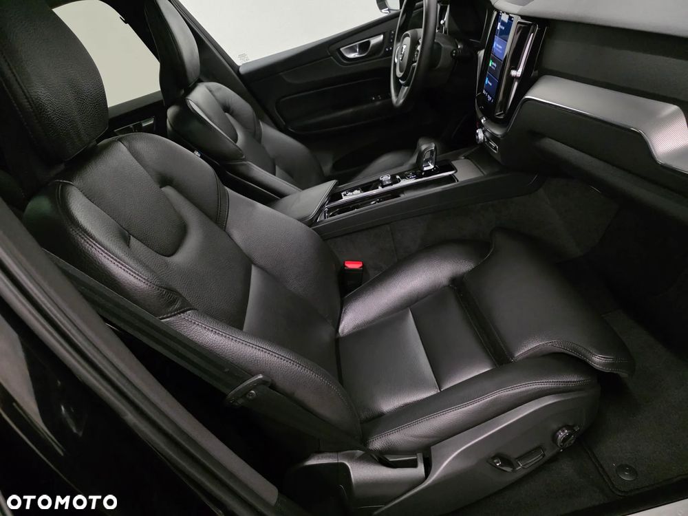 Volvo XC 60 B4 D Geartronic RDesign - 18