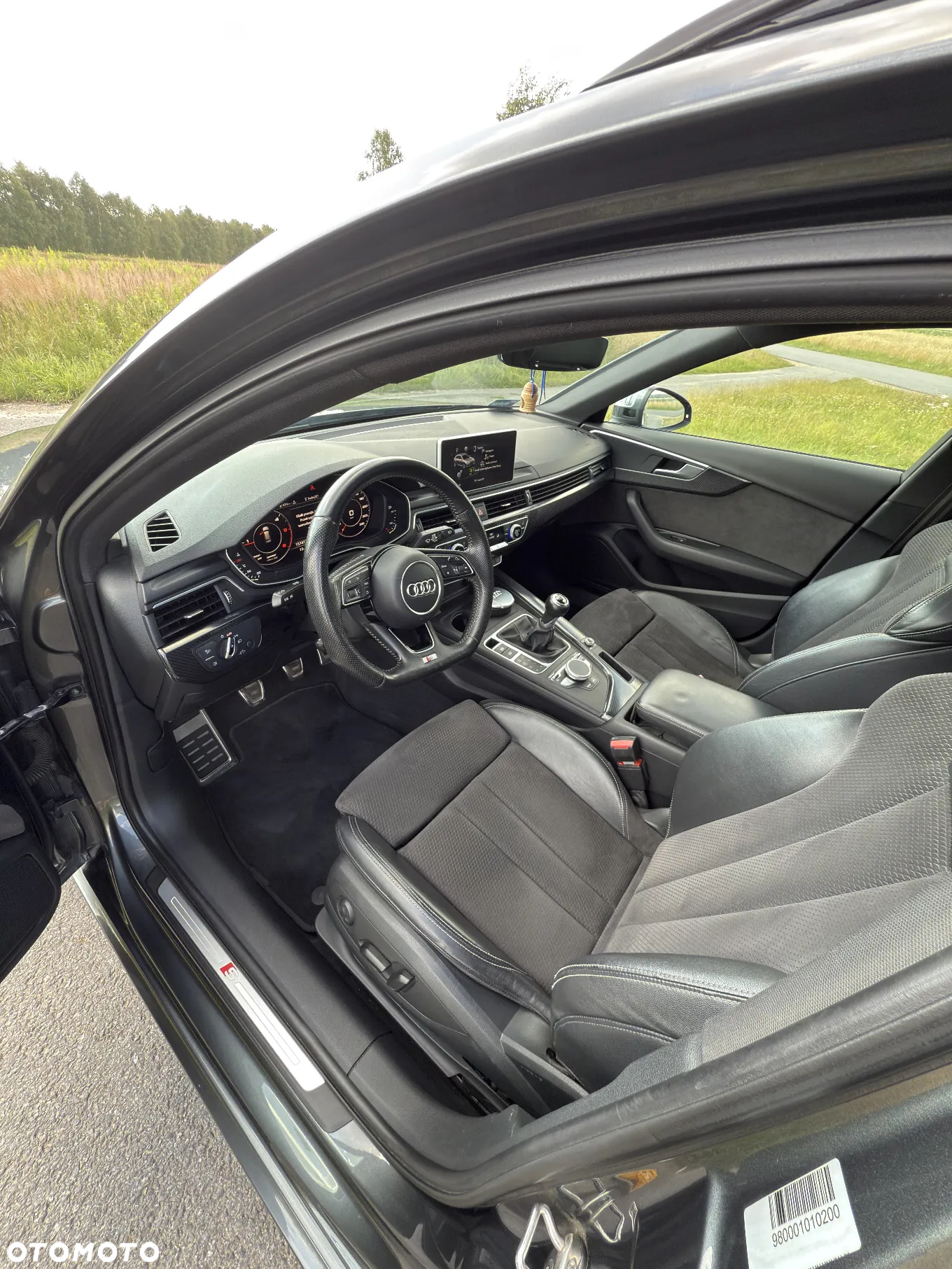 Audi A4 Avant 2.0 TDI - 10