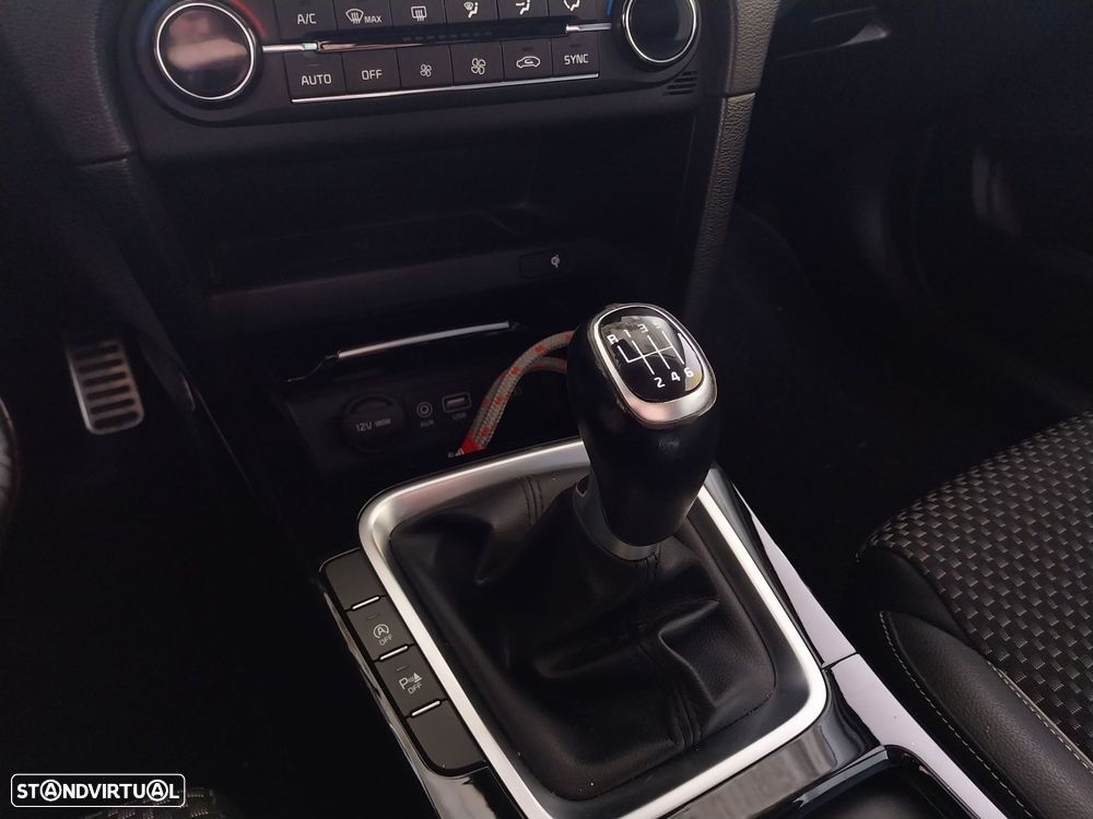 Kia Ceed 1.6 CRDi TX - 8