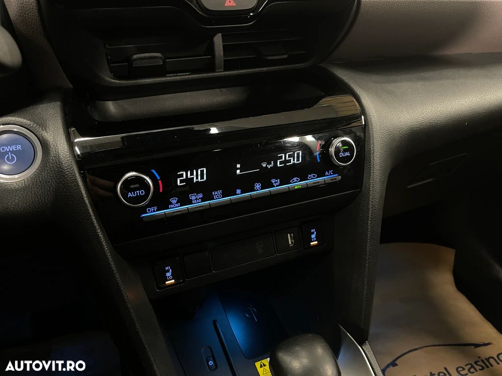 Toyota Yaris Cross 1.5 VVT-i HSD 4x2 Exclusive Elegant - 18