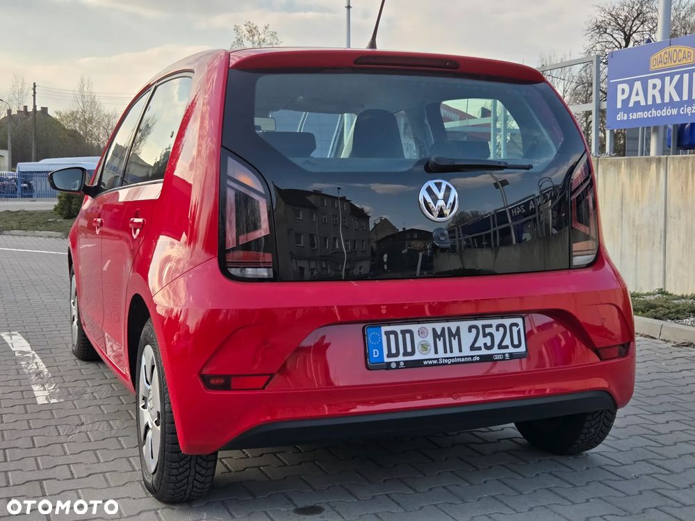 Volkswagen up! street - 4