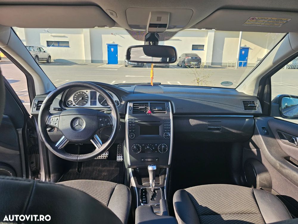 Mercedes-Benz B 200 - 8