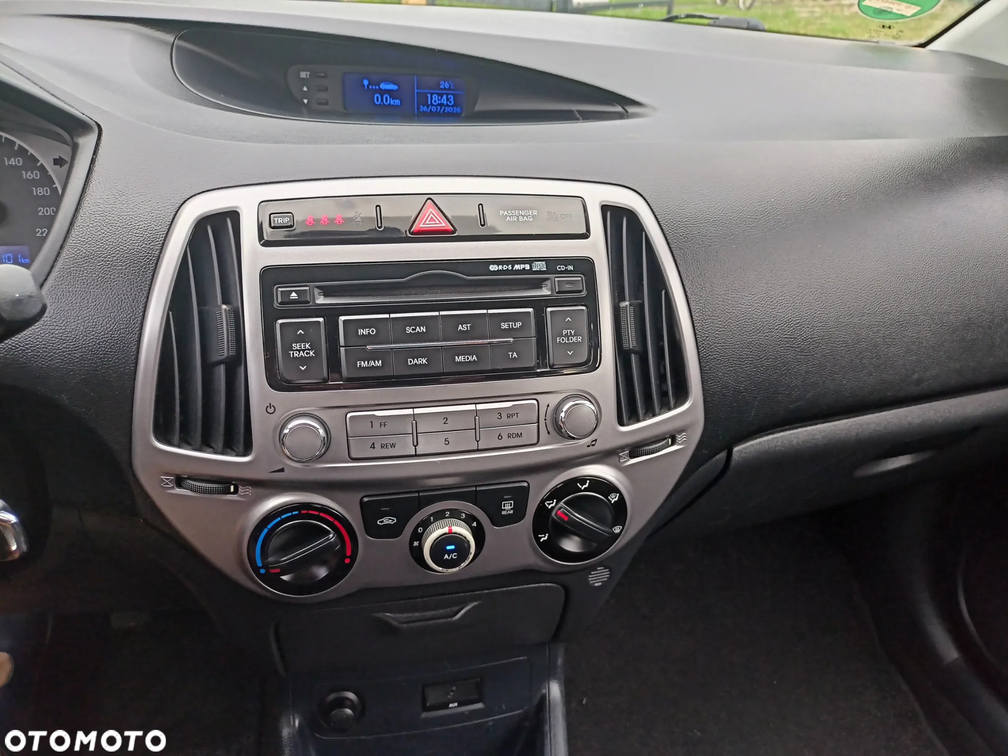 Hyundai i20 - 19