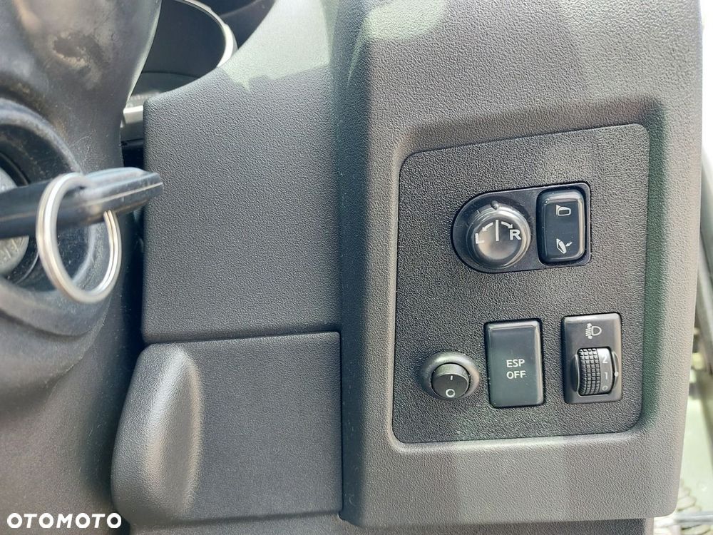 Nissan Qashqai+2 - 25