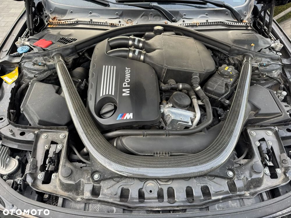 BMW M4 - 5