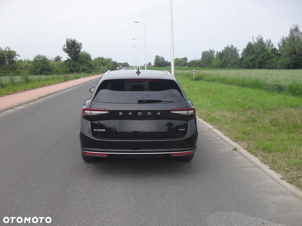 Skoda Superb 2.0 TSI 4x4 L&K DSG - 6