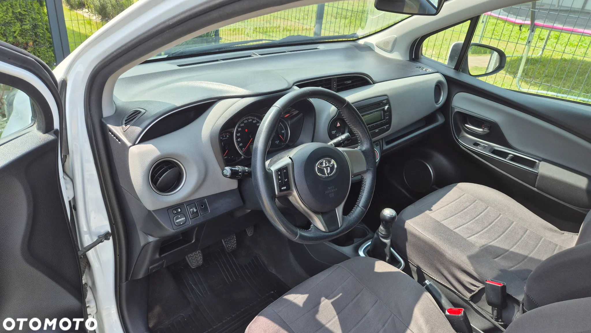 Toyota Yaris - 7