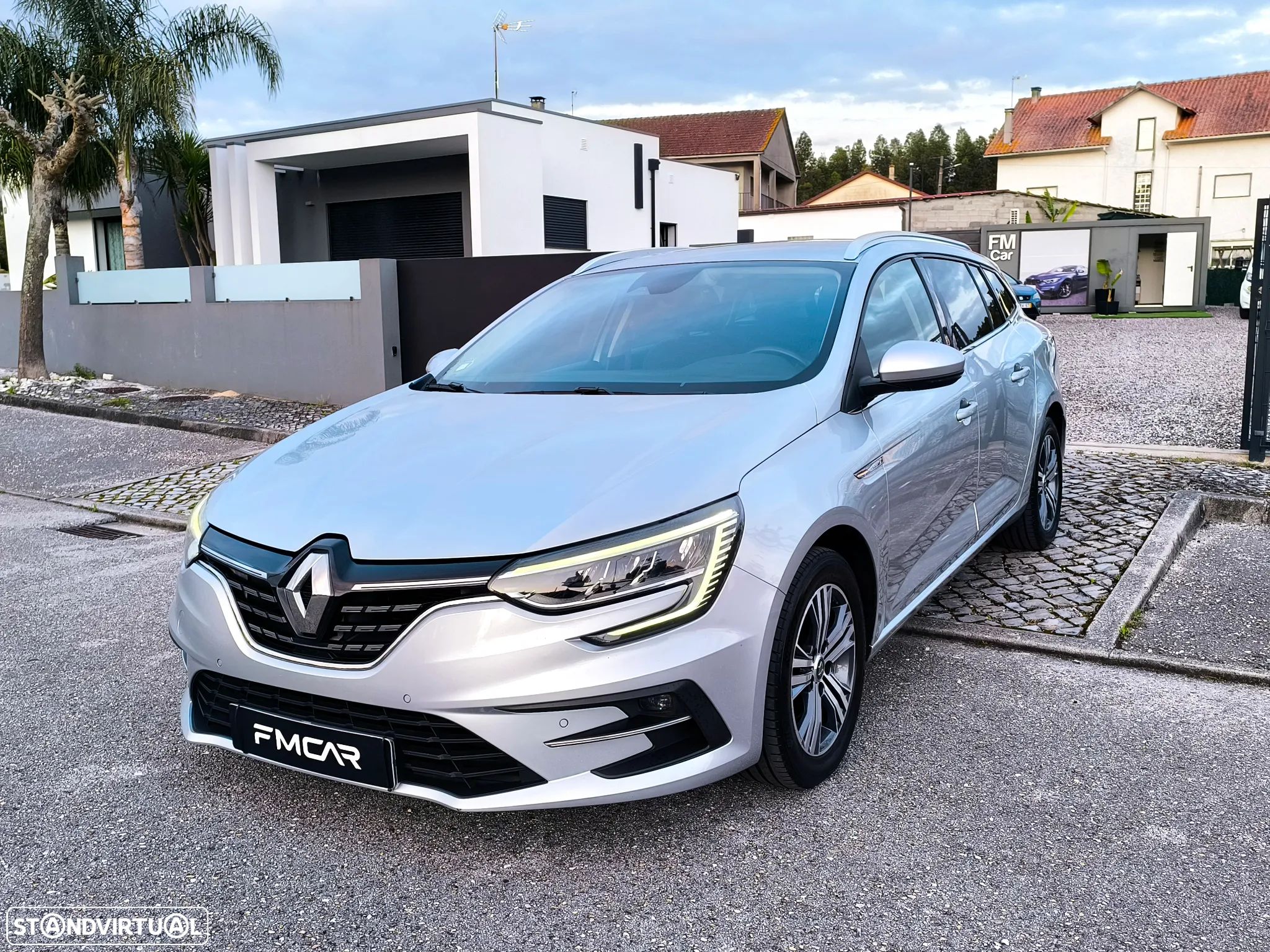 Renault Mégane Sport Tourer 1.5 Blue dCi Intens - 1