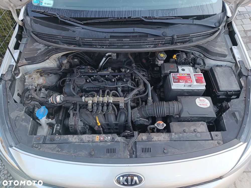 Kia Rio - 13