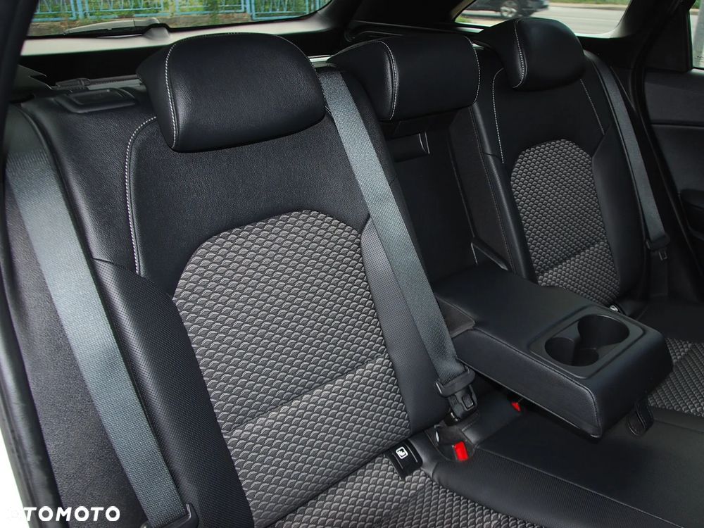 Kia Ceed 1.5 T-GDI L - 13