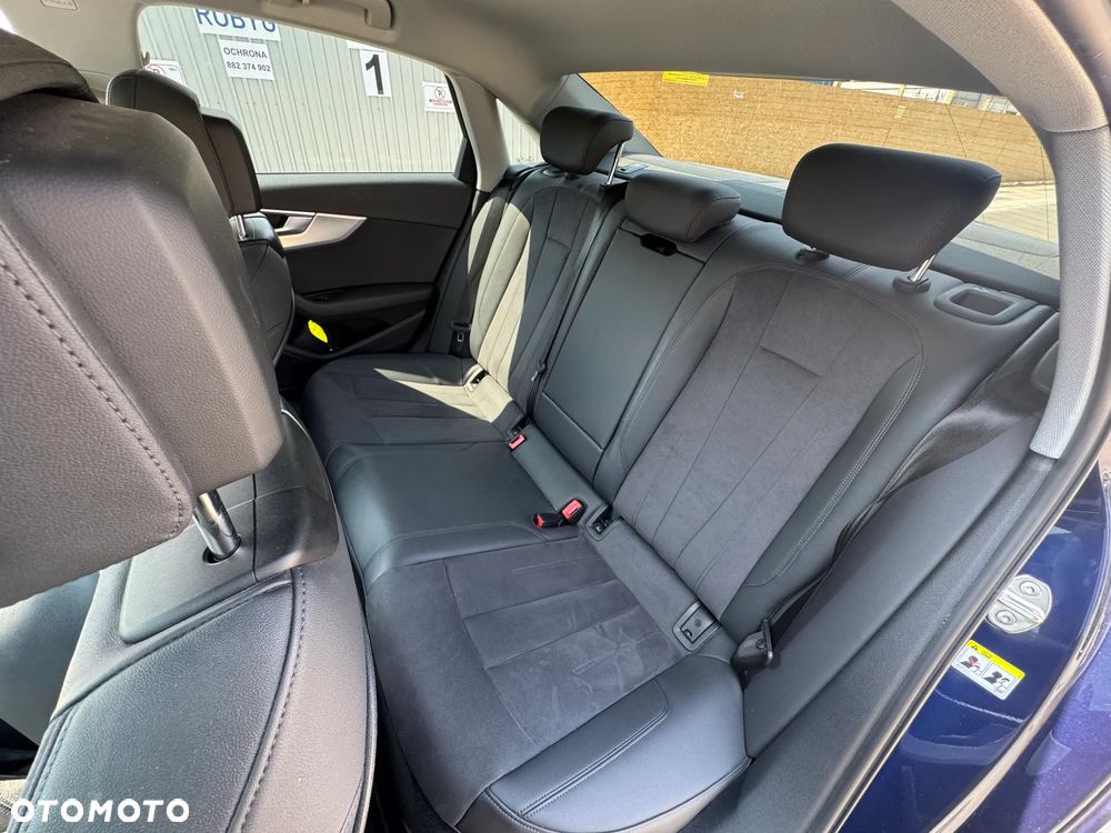 Audi A4 Limousine 35 TFSI mHEV Advanced S tronic - 30