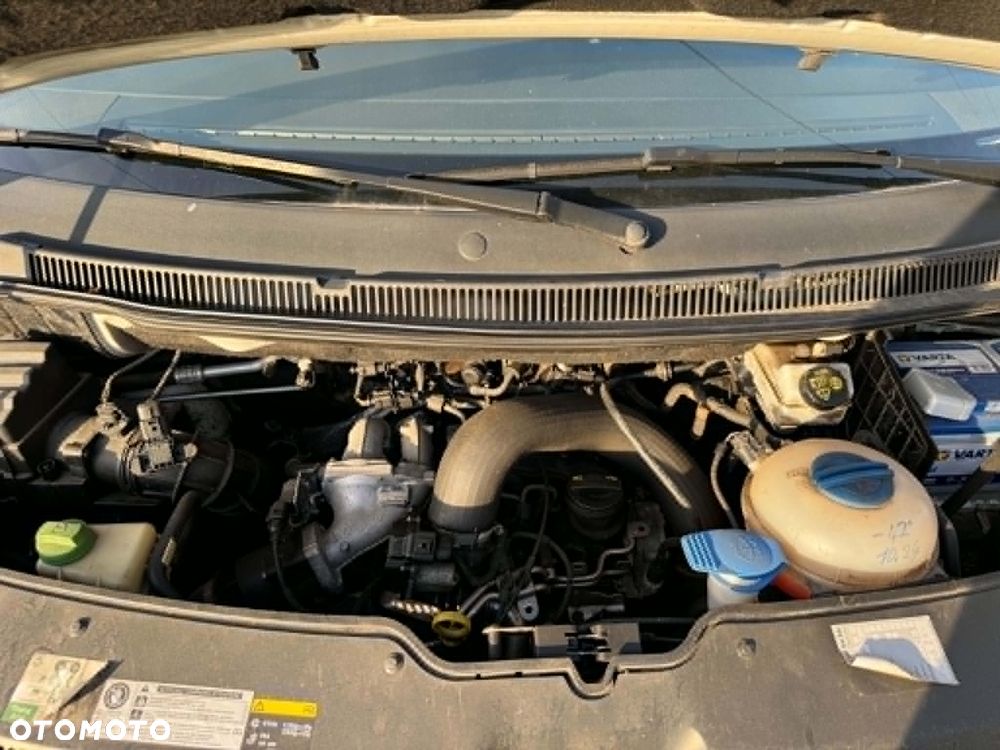 Volkswagen T5 California - 17