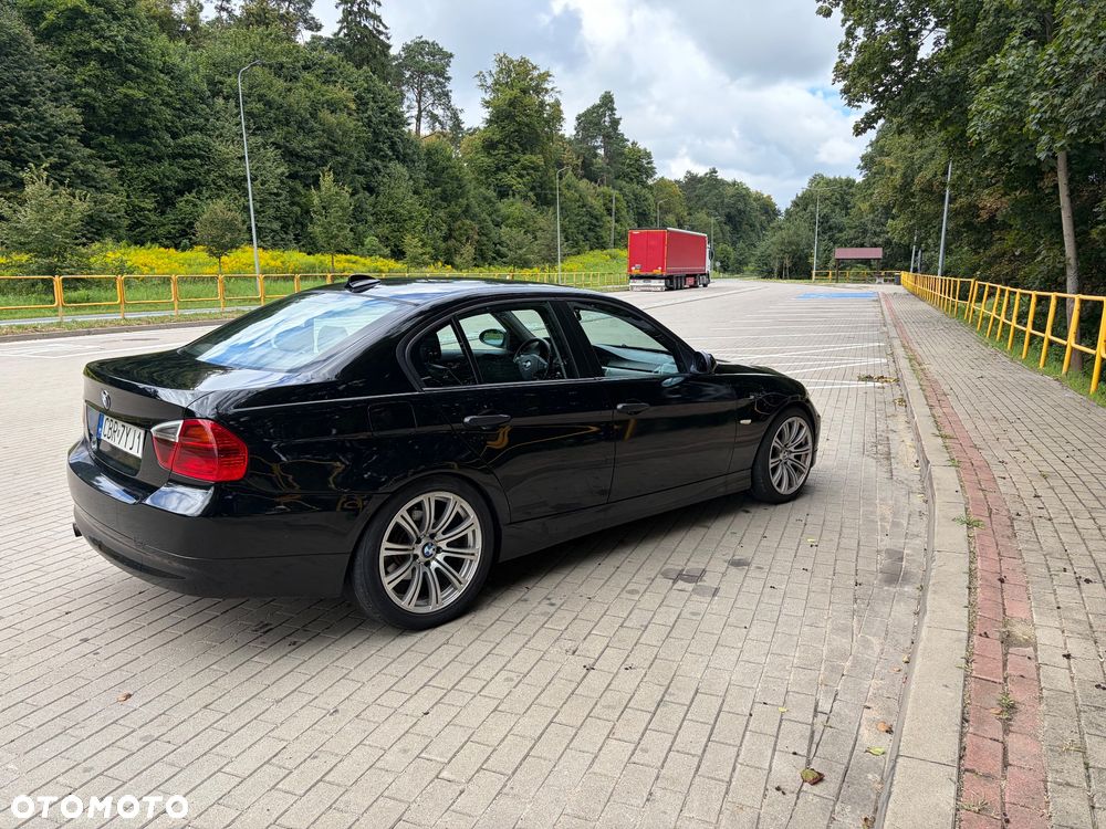 BMW Seria 3 320d - 6