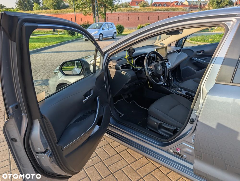 Toyota Corolla 1.8 Hybrid Comfort - 10