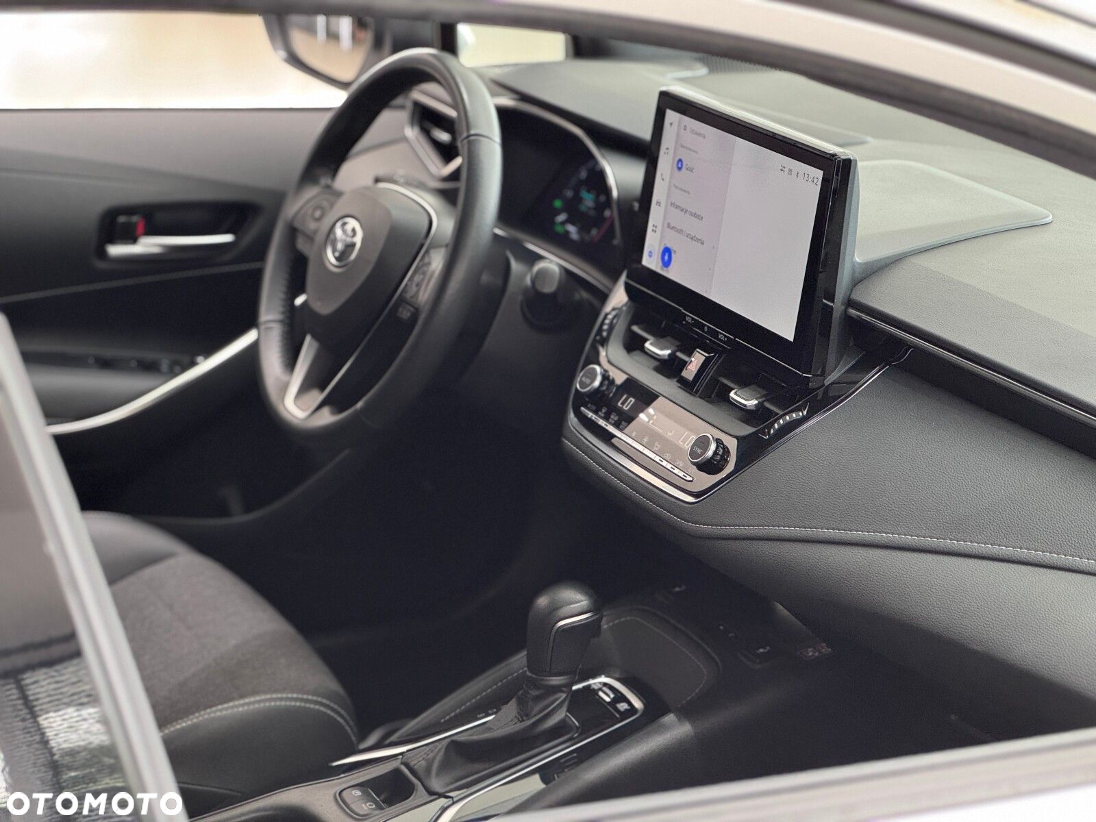 Toyota Corolla - 36