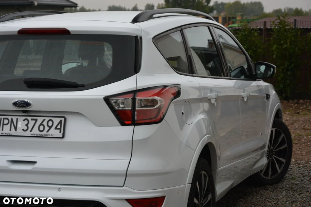 Ford Kuga 2.0 TDCi 4x4 ST-Line - 19