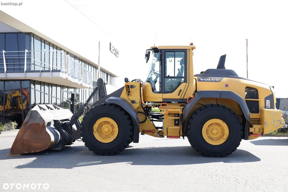 Volvo L120H - 12