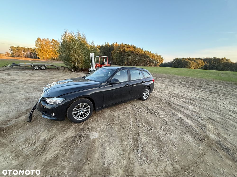 BMW Seria 3 318d Touring Advantage - 1