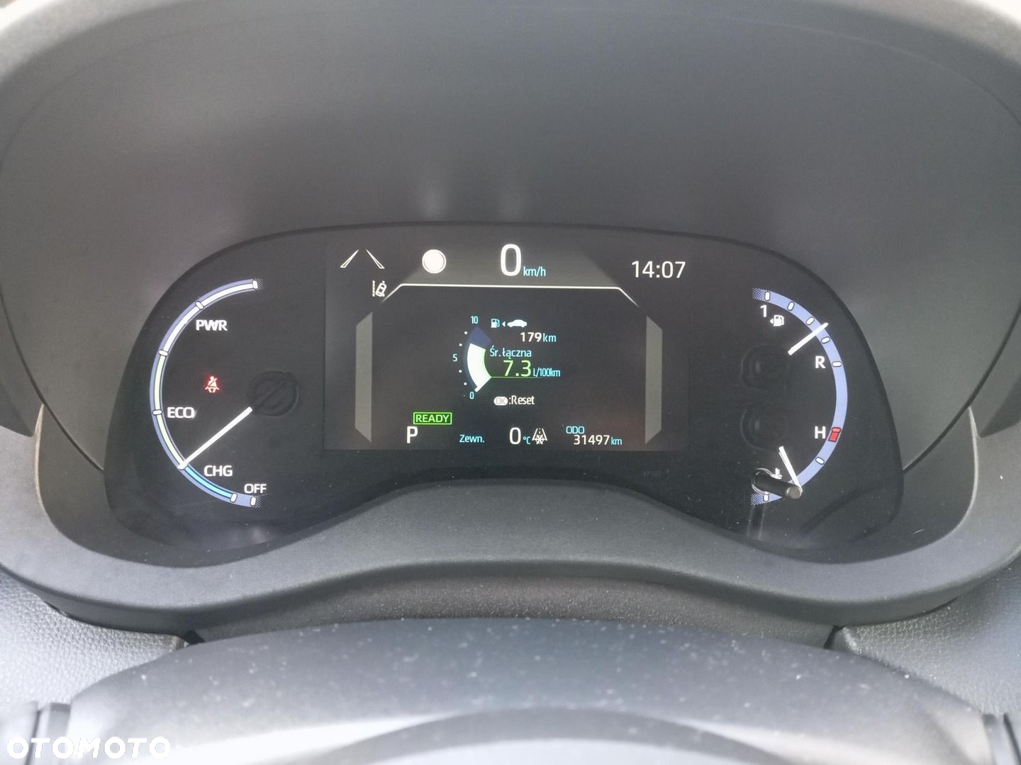 Toyota Yaris Cross - 16