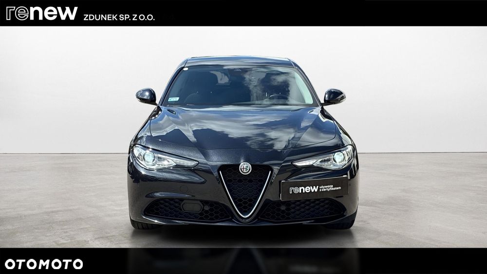 Alfa Romeo Giulia 2.0 Turbo - 8